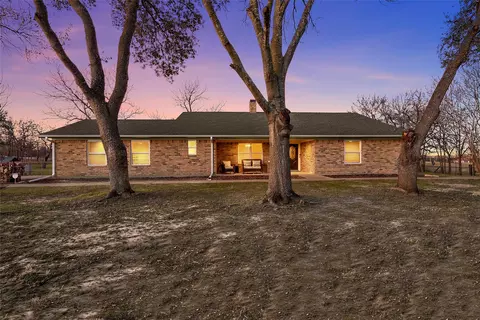 107 S Old Robinson Rd, Robinson, TX 76706