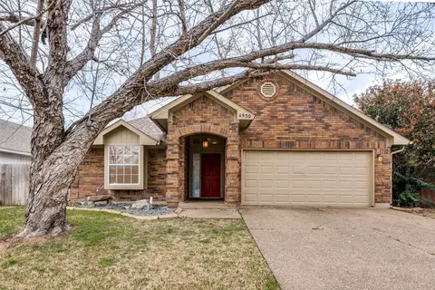 4950 Highbank Dr, Arlington, TX 76018