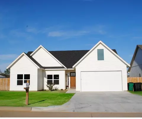 9221 Parkview Cir, Tolar, TX 76476