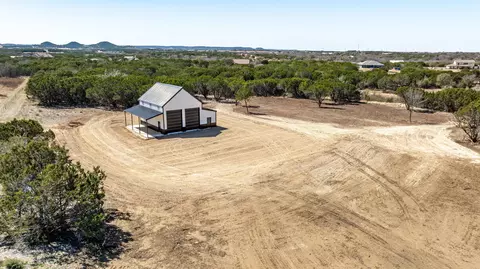 1102 Adams Pt, Glen Rose, TX 76043