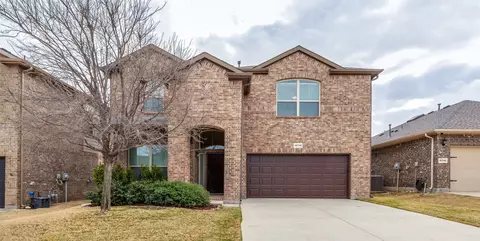 15748 Prairie Grass Ln, Fort Worth, TX 76177
