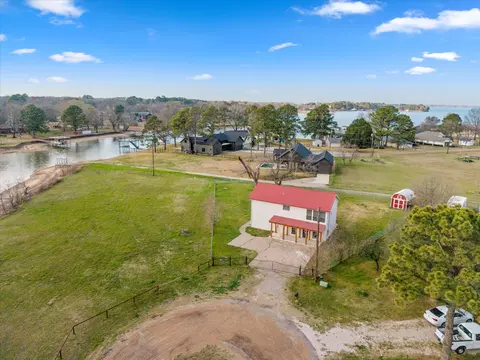 306 Lazy Cane Ranch Rd, Trinidad, TX 75163