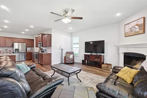 Other - 808 Feather Edge, Springtown, TX 76082 photo 5 of 10