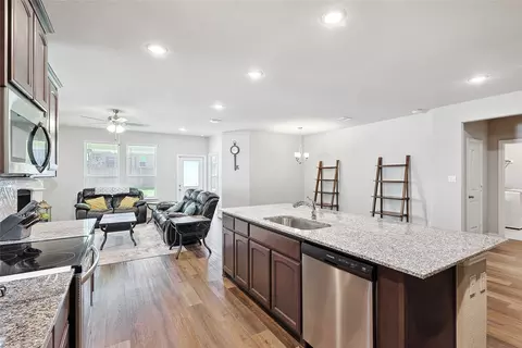 Other - 808 Feather Edge, Springtown, TX 76082 photo 2 of 10