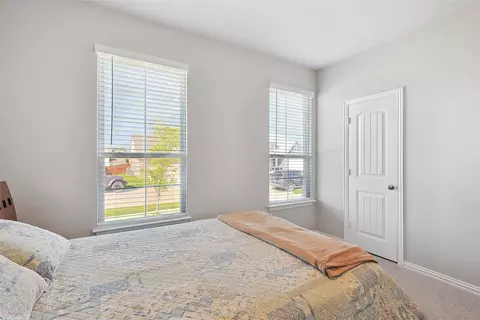 Bedroom - 808 Feather Edge, Springtown, TX 76082 photo 4 of 4