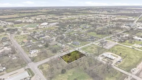 212 E Walnut St, Celina, TX 75009 photo 6