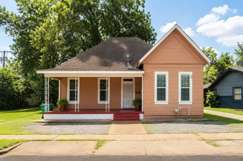 416 W Palestine Ave, Palestine, TX 75801