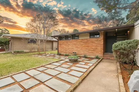 524 N Manus Dr, Dallas, TX 75224