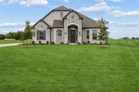 5013 Valley View Dr, Joshua, TX 76058