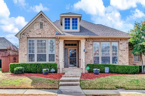 1716 Ivy Ln, Carrollton, TX 75007