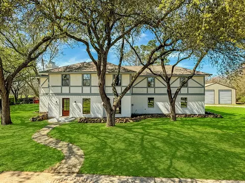 5049 Golden Cir, Denton, TX 76208