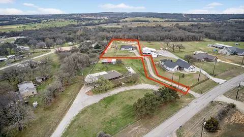 2225 J E Woody Rd, Springtown, TX 76082