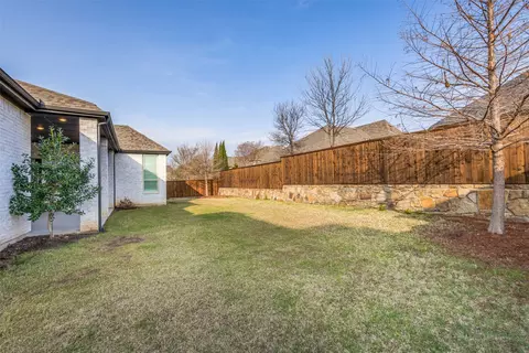 Exterior - 2000 Harvard Ave, Prosper, TX 75078 photo 7 of 8
