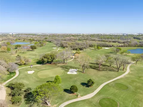 843 E Wall St, Grapevine, TX 76051 photo 15