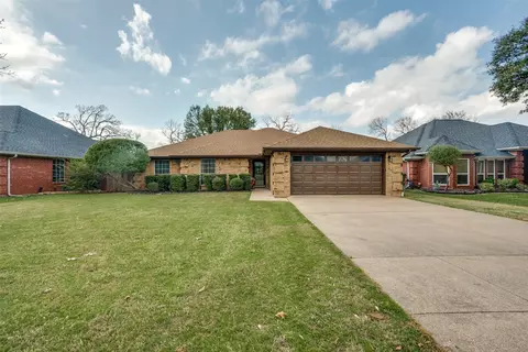 803 Twin Creek Dr, Mansfield, TX 76063
