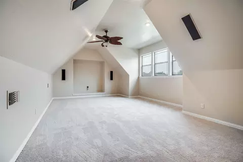 809 Longridge Dr, Denton, TX 76205