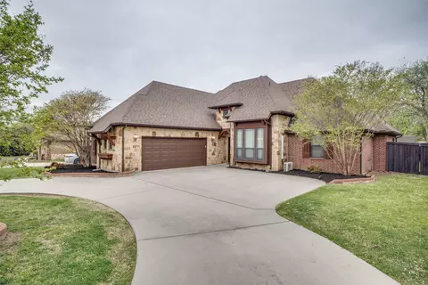 809 Longridge Dr, Denton, TX 76205