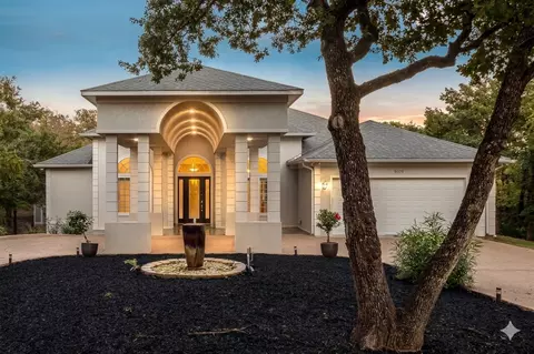 2109 Cooks Ln, Fort Worth, TX 76120