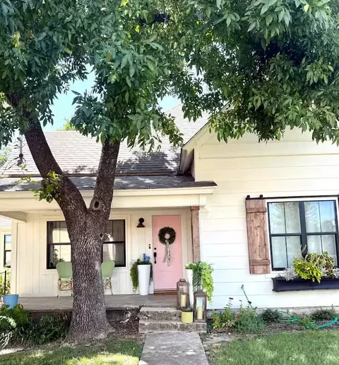 608 N Belknap Ave, Stephenville, TX 76401