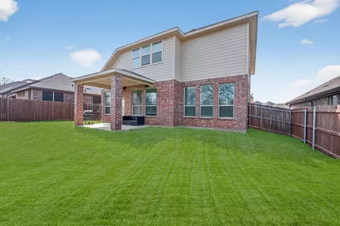 7815 Kettle Creek Dr, Arlington, TX 76001
