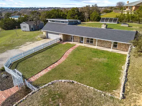 413 Meadowview Rd, Weatherford, TX 76087