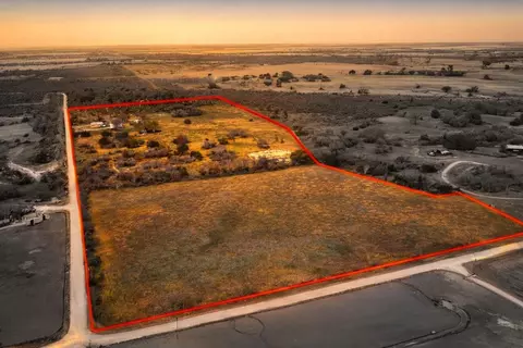 360 Cr 632, Hamilton, TX 76531