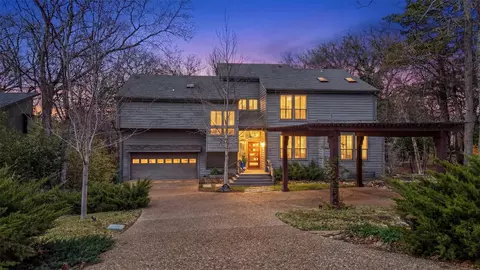 83 Preston Oaks Dr, Pottsboro, TX 75076
