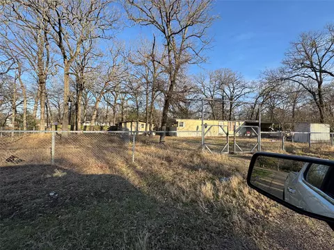 108 Mohican Trl, Mabank, TX 75156