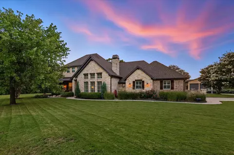 1409 Simmons Rd, Flower Mound, TX 75022