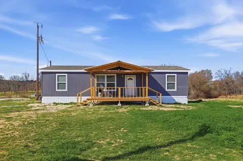 7553 Hutcheson Hill Rd, Springtown, TX 76082