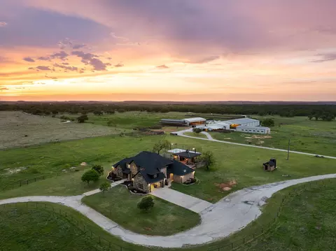 2454 380 W State Hwy, Jacksboro, TX 76458