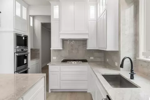 Kitchen - 960 Georgetown Pl, Prosper, TX 75078 photo 3 of 3