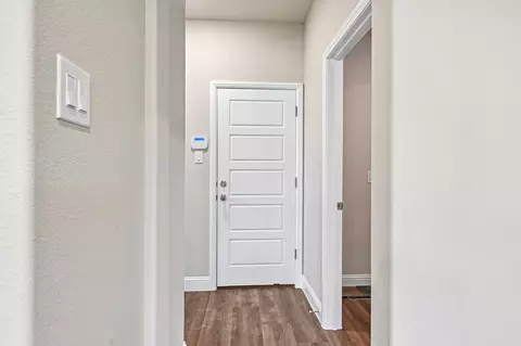 Entry Way - 701 Broken Bow Ln, Cleburne, TX 76033 photo 4 of 5