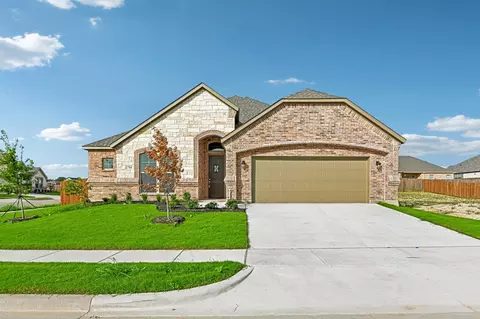 701 Broken Bow Ln, Cleburne, TX 76033