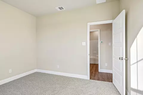 Bedroom - 701 Broken Bow Ln, Cleburne, TX 76033 photo 2 of 7