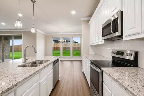 Kitchen - 701 Broken Bow Ln, Cleburne, TX 76033 photo 2 of 2