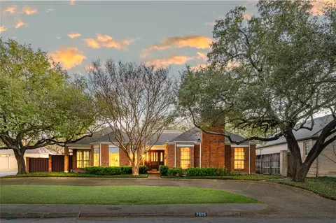 7026 Deloache Ave, Dallas, TX 75225
