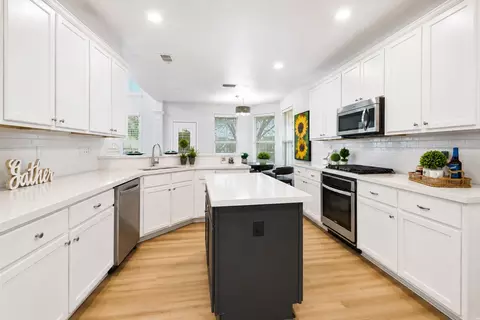 4865 Grinstein Dr, Fort Worth, TX 76244