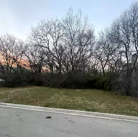 1417 Fox Holw, Denton, TX 76205