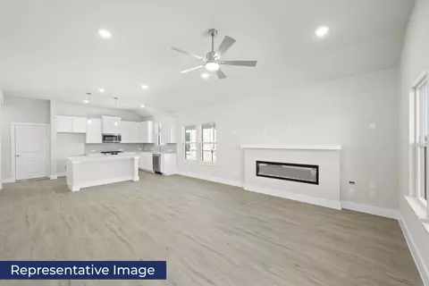 316 Sequoia Ln, Denton, TX 76210