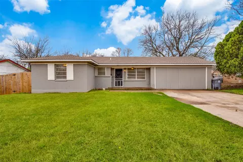 834 Jadewood Dr, Dallas, TX 75232
