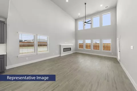 305 Sequoia Ln, Denton, TX 76210
