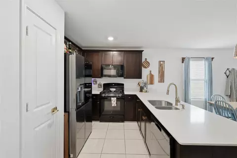 Kitchen - 312 Ranchito Pass, Haslet, TX 76052 photo 1 of 4