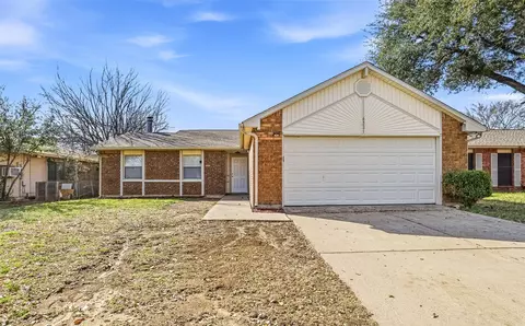 4321 Sweetgum Way, Fort Worth, TX 76133