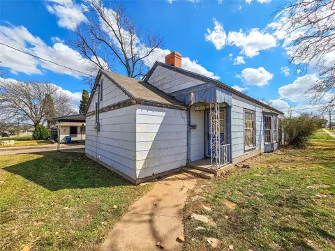 1200 E Twelfth St, Sweetwater, TX 79556