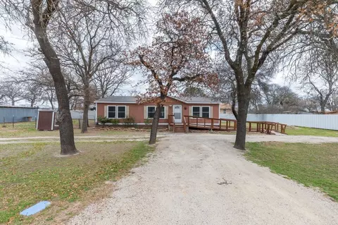 717 Marlin St, Clyde, TX 79510