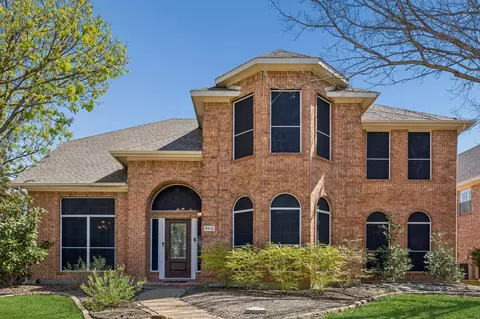 9612 Saint Annes Dr, Plano, TX 75025