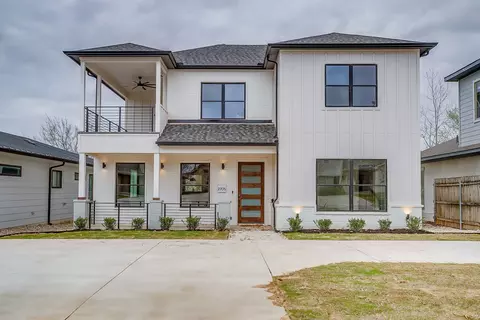 2705 Gordon Ave, Fort Worth, TX 76110