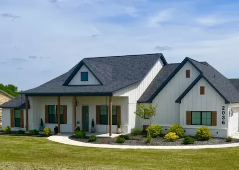 2036 Downslope Ln, Weatherford, TX 76087