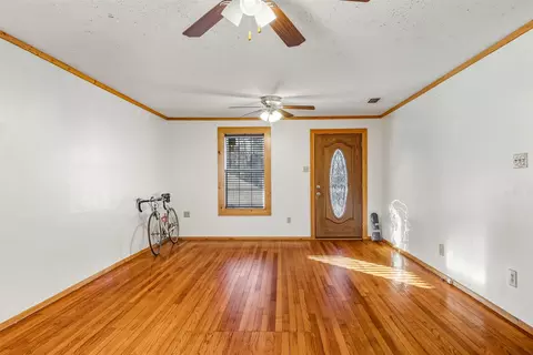 Living - 257 Harrison Rd, Ruston, LA 71270 photo 2 of 5